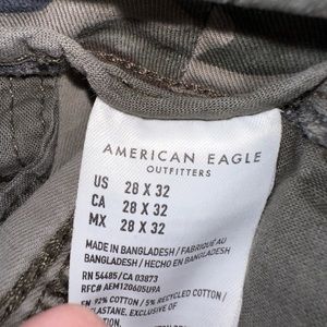 American Eagle Cargo Pants